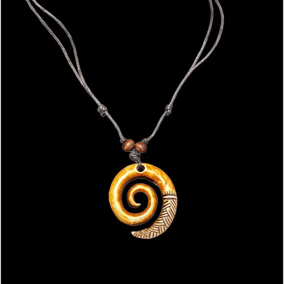 New Zealand necklace Maori pendant Spiral Kor Choker Retro
Bohemian - Picture 7 of 8